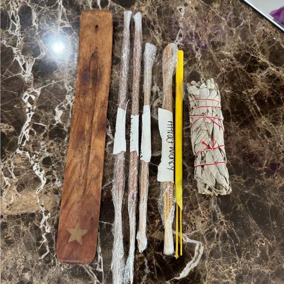 Good Vibes Bundle! - Picture 2 of 3